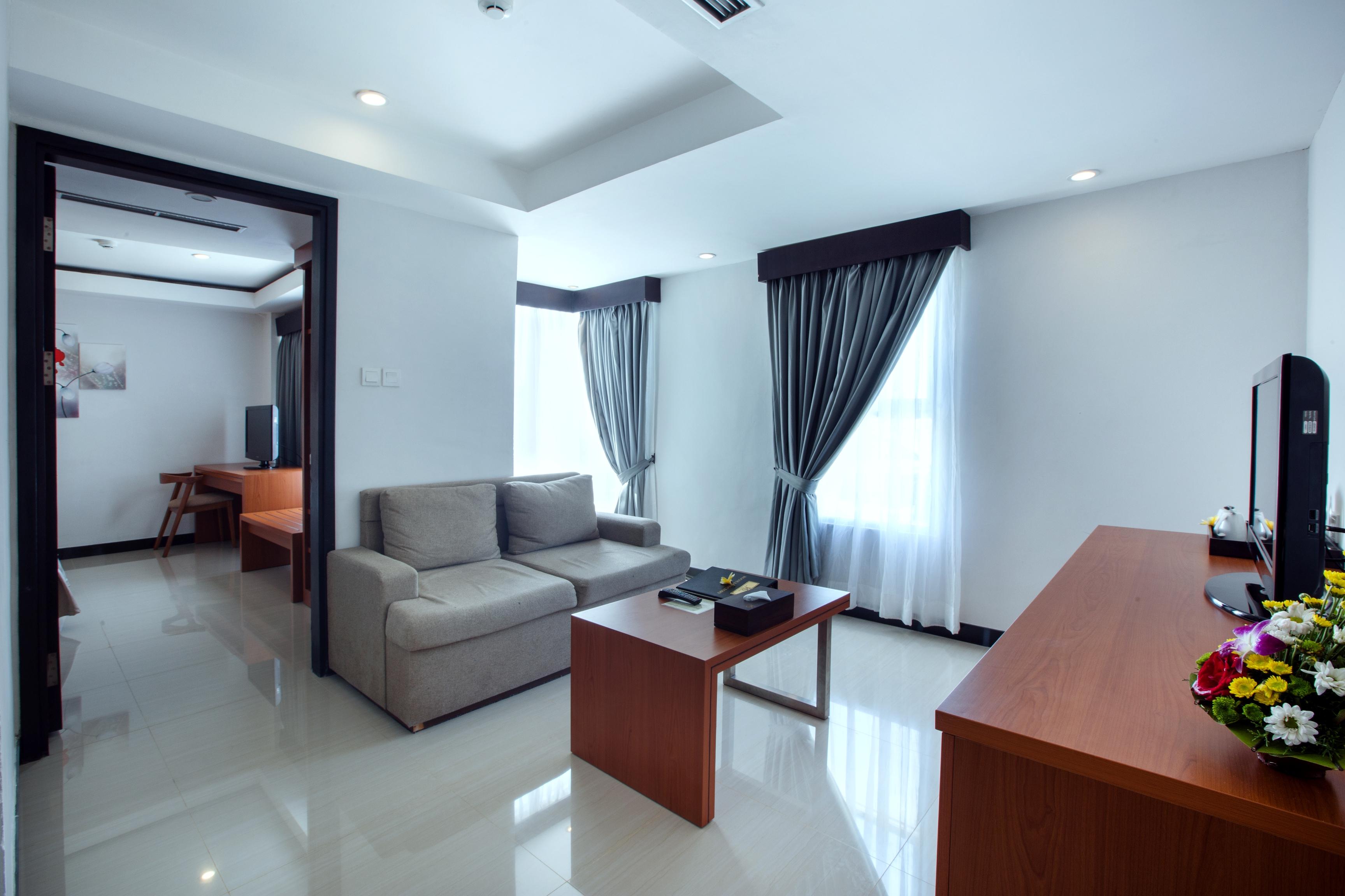 Hotel Royal Regantris Kuta à Kuta Lombok Extérieur photo