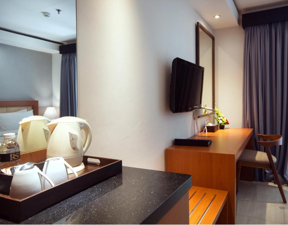 Hotel Royal Regantris Kuta à Kuta Lombok Extérieur photo