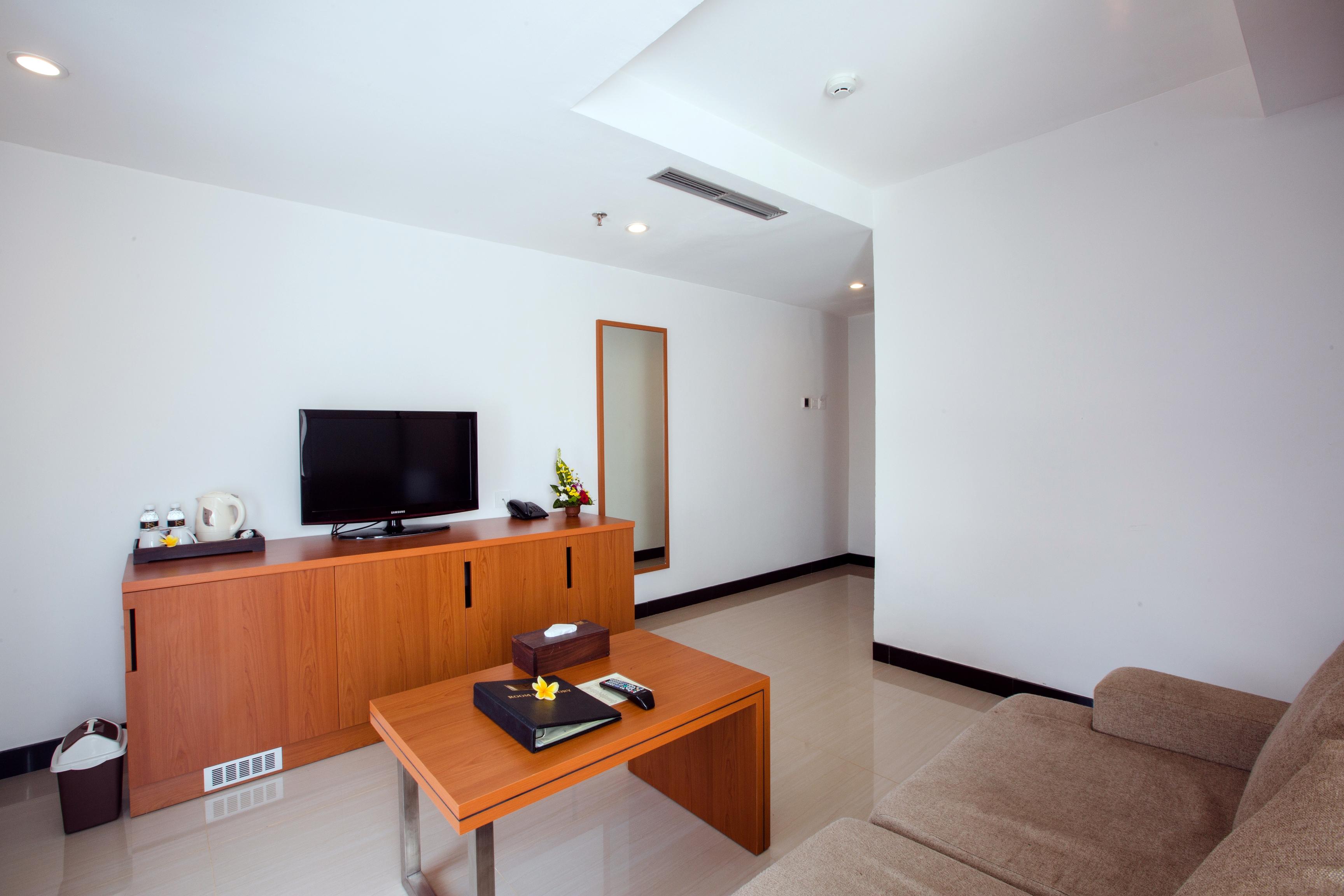 Hotel Royal Regantris Kuta à Kuta Lombok Extérieur photo