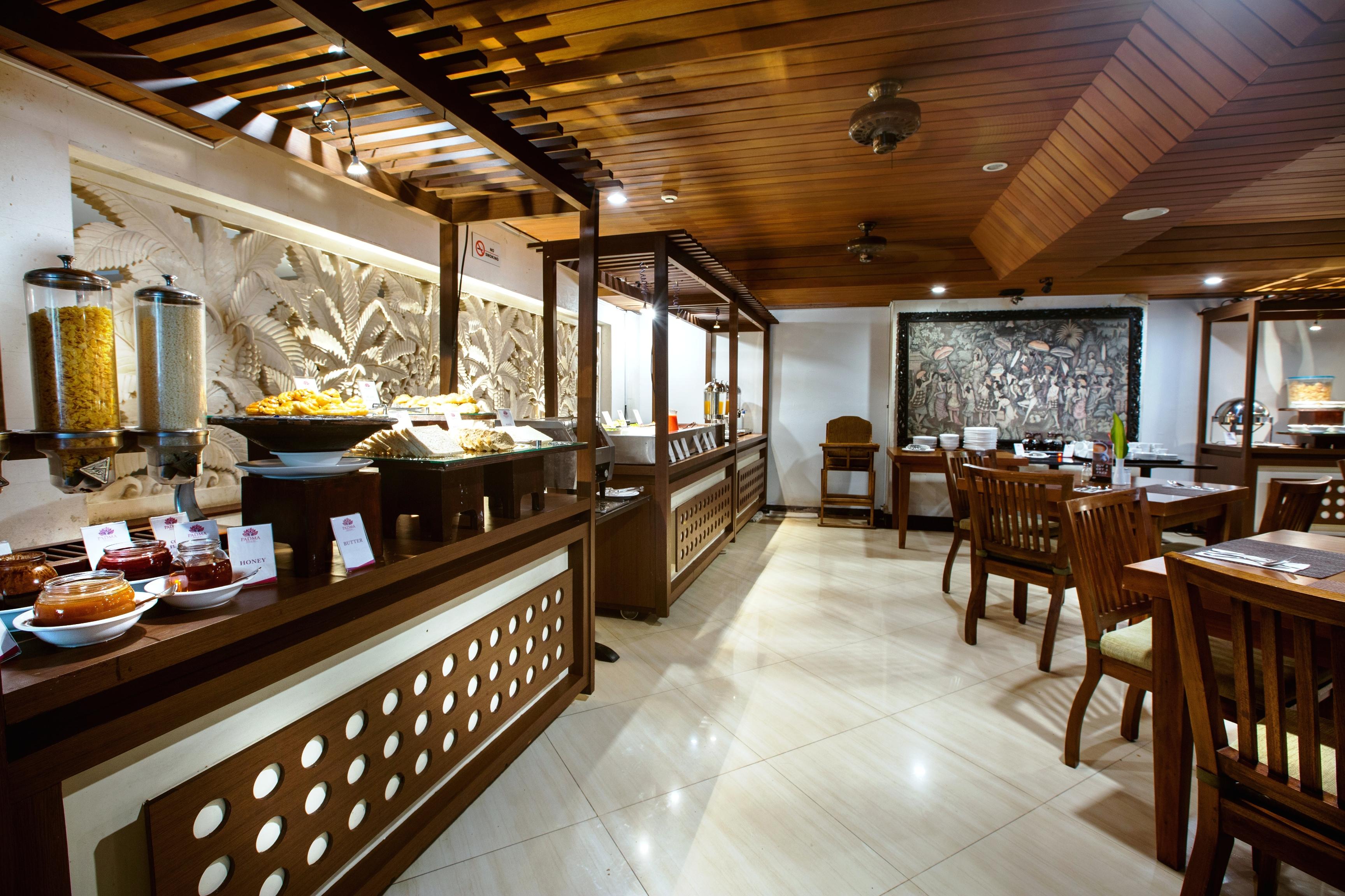 Hotel Royal Regantris Kuta à Kuta Lombok Extérieur photo