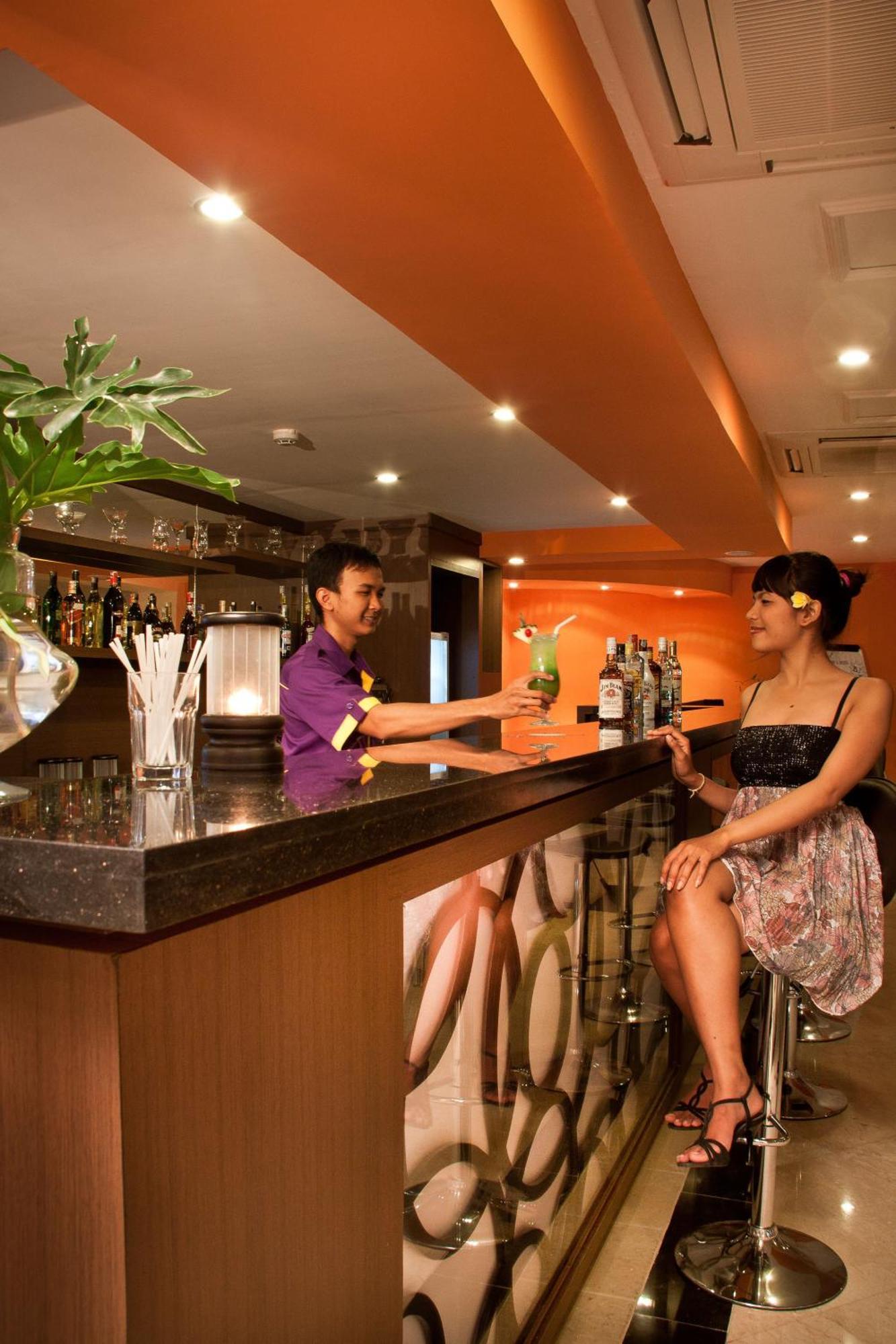 Hotel Royal Regantris Kuta à Kuta Lombok Extérieur photo
